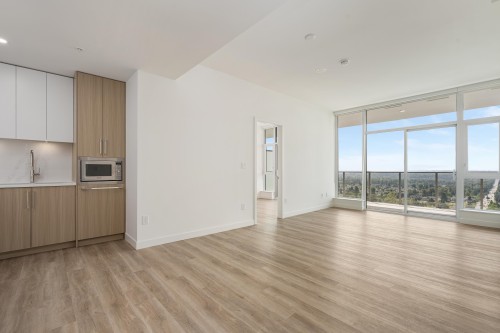 2801-9675 King George Boulevard, Surrey, BC 
