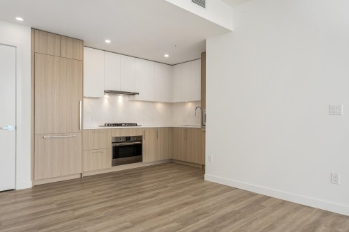 2801-9675 King George Boulevard, Surrey, BC 
