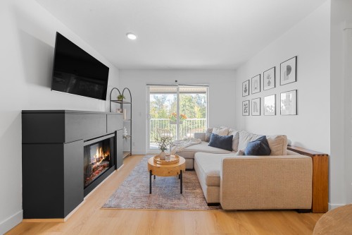 310-19388 65 Avenue  Surrey, BC V4N 5S1