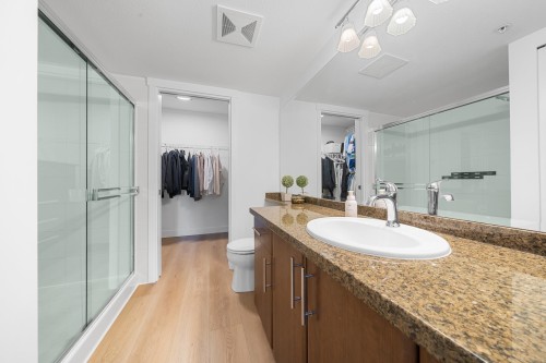 310-19388 65 Avenue, Surrey, BC 