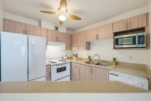 302-5759 Glover Road, Langley, BC 