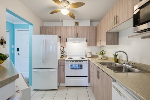 302-5759 Glover Road, Langley, BC 