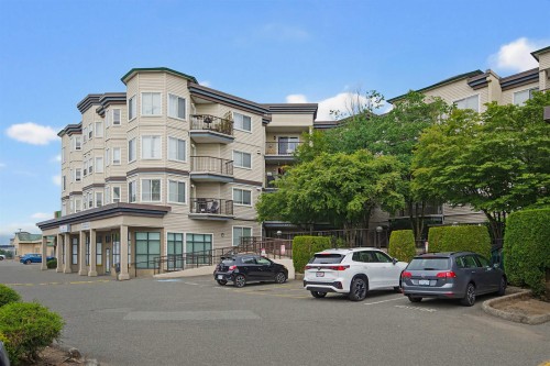 302-5759 Glover Road, Langley, BC 