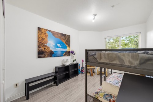 302-5759 Glover Road, Langley, BC 