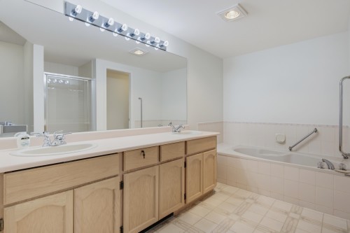97-8737 212 Street, Langley, BC 