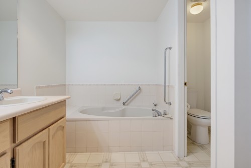 97-8737 212 Street, Langley, BC 