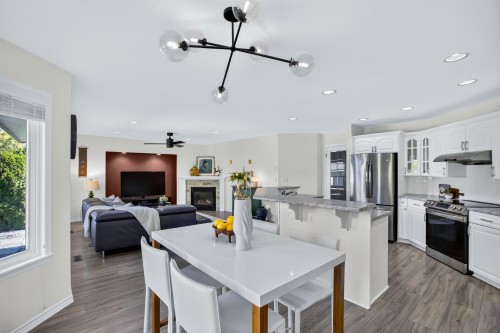 18737 65 Avenue, Surrey, BC 
