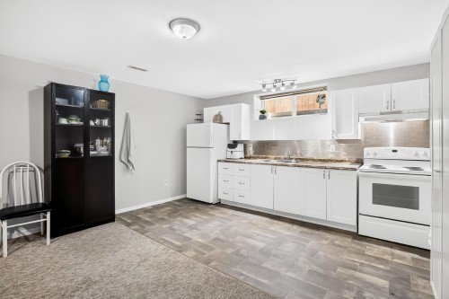 18737 65 Avenue, Surrey, BC 