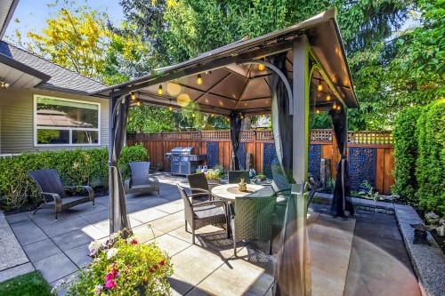 18737 65 Avenue, Surrey, BC 
