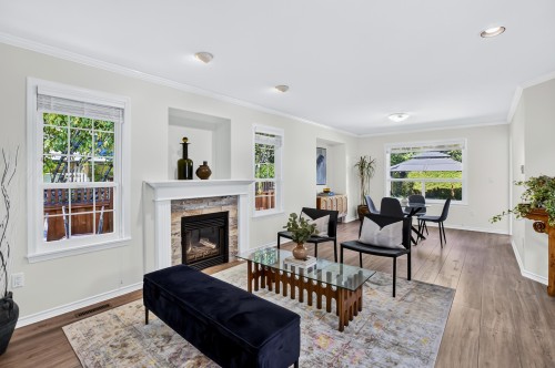 18737 65 Avenue, Surrey, BC 