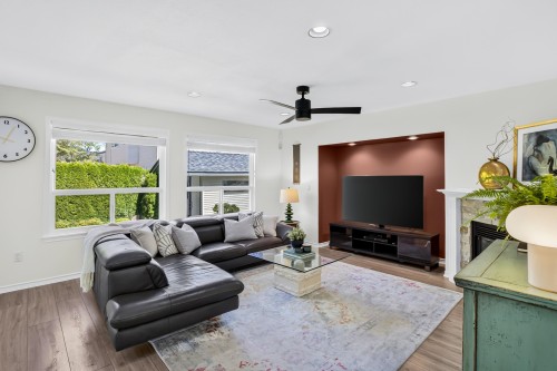 18737 65 Avenue, Surrey, BC 