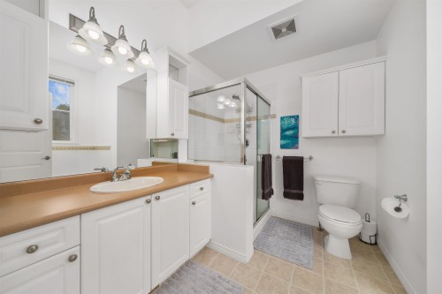 56-16995 64 Avenue, Surrey, BC 