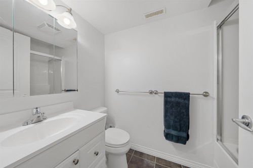 56-16995 64 Avenue, Surrey, BC 