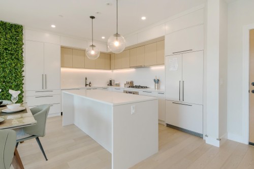 207-20416 Park Avenue, Langley, BC 