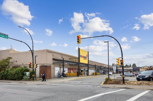 207-20416 Park Avenue, Langley, BC 