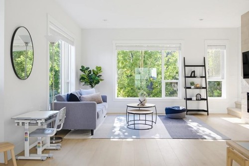 190-2277 Oak Meadows Drive, Surrey, BC 