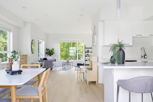 190-2277 Oak Meadows Drive, Surrey, BC 