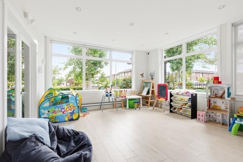 190-2277 Oak Meadows Drive, Surrey, BC 