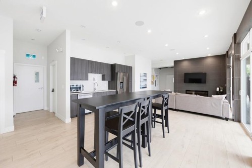 190-2277 Oak Meadows Drive, Surrey, BC 