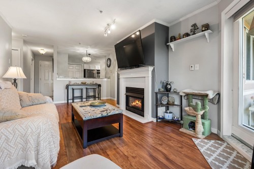 409-2962 Trethewey Street, Abbotsford, BC 