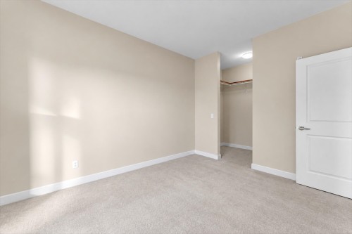 409-9655 King George Boulevard, Surrey, BC 
