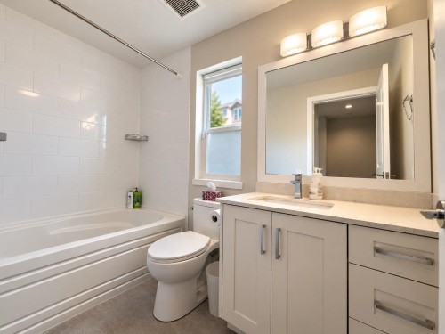 73-15665 Mountain View Drive, Surrey, BC 