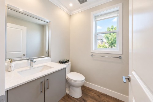 73-15665 Mountain View Drive, Surrey, BC 