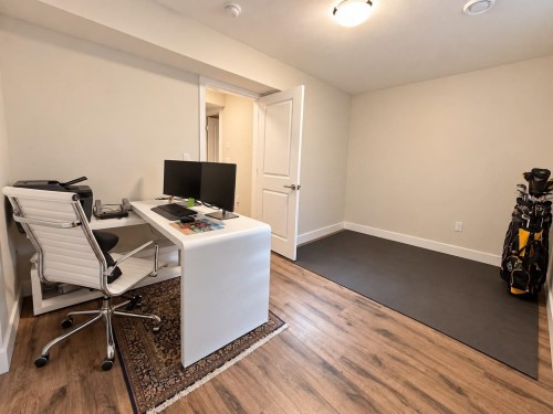 73-15665 Mountain View Drive, Surrey, BC 