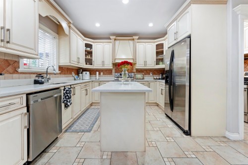 6160 127 Street, Surrey, BC 
