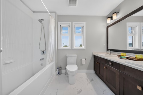 2112 166 Street, Surrey, BC 