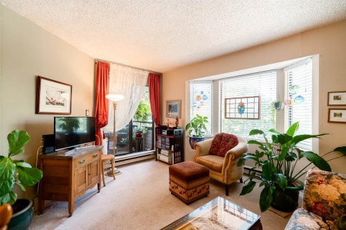 214-5224 204 Street, Langley, BC 