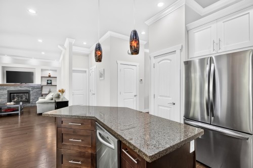 8266 211 Street, Langley, BC 