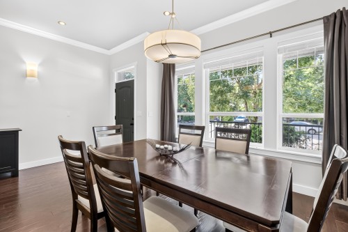 8266 211 Street, Langley, BC 