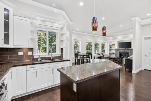 8266 211 Street, Langley, BC 
