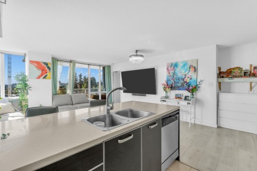 807-9981 Whalley Boulevard, Surrey, BC 