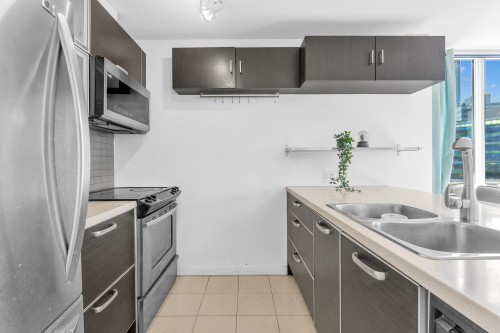 807-9981 Whalley Boulevard, Surrey, BC 