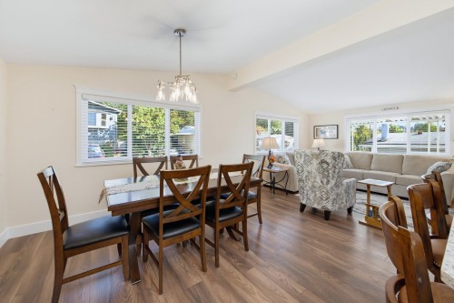 3-27111 0 Avenue, Langley, BC 
