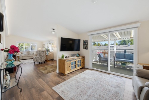 3-27111 0 Avenue, Langley, BC 