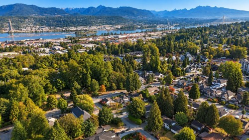 13090 111 Avenue, Surrey, BC 