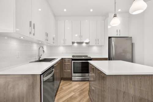 218-20829 77A Avenue, Langley, BC 