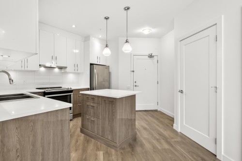 218-20829 77A Avenue, Langley, BC 
