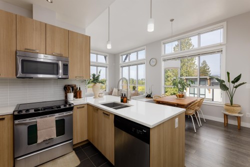 407-10477 154 Street, Surrey, BC 