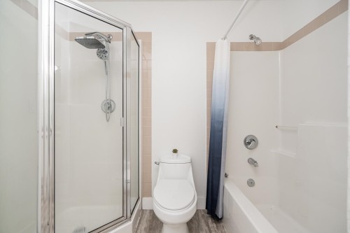 15-8968 208 Street, Langley, BC 