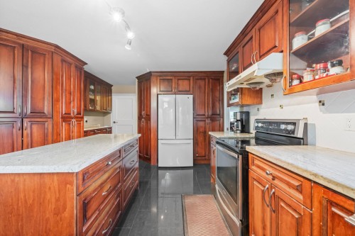 6012 124 Street, Surrey, BC 