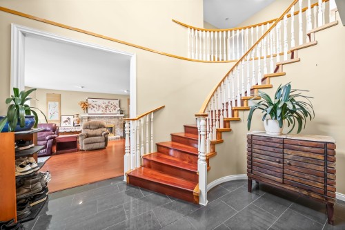 6012 124 Street, Surrey, BC 