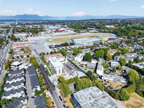 307-5906 176A Street, Surrey, BC 