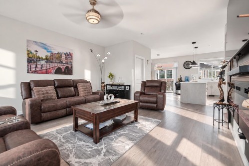 59-8371 202B Street, Langley, BC 