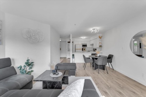 315-7505 138 Street, Surrey, BC 