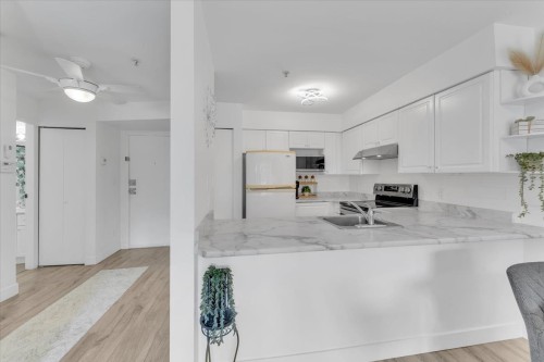 315-7505 138 Street, Surrey, BC 