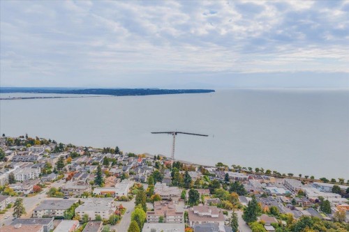 107-15020 North Bluff Road, White Rock, BC 